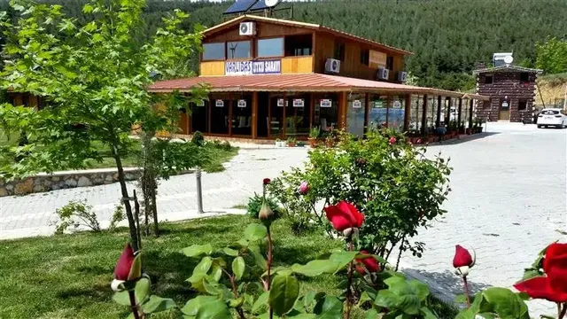 Varlıbaş Uyku Sarayı