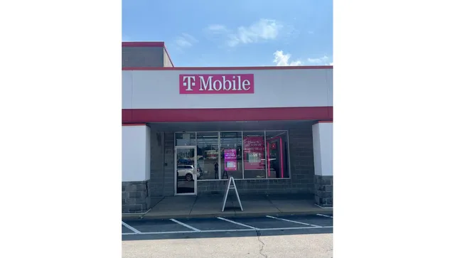T-Mobile Authorized Retailer