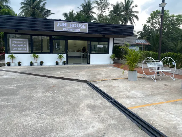 Juni House Chumphon
