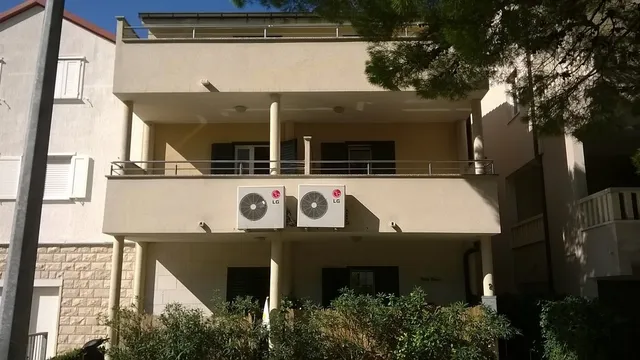 Guest House Villa Baska