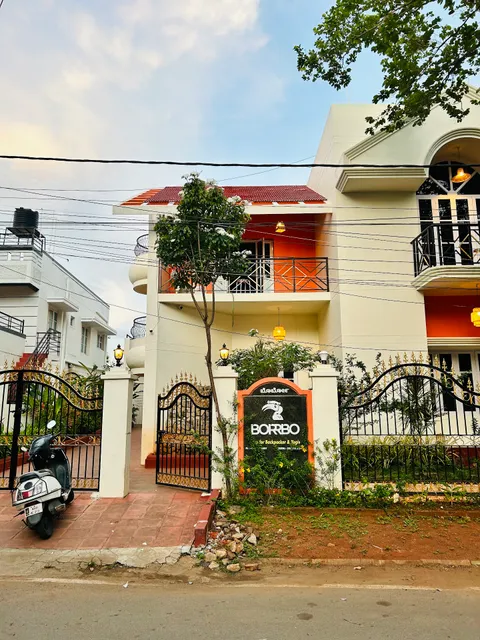 Palace Hostel by Borrbo Mysore