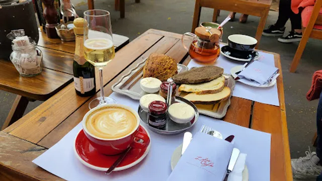 Lobo Café Puerto Madero