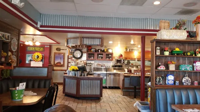 Huckleberry's Breakfast & Lunch