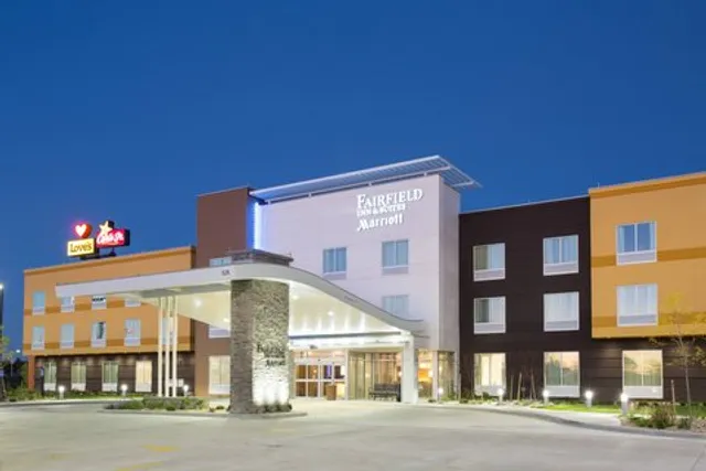 Fairfield by Marriott Inn & Suites Burlington