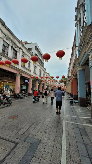 Renbei Laoxiao Shuangpinai Snack