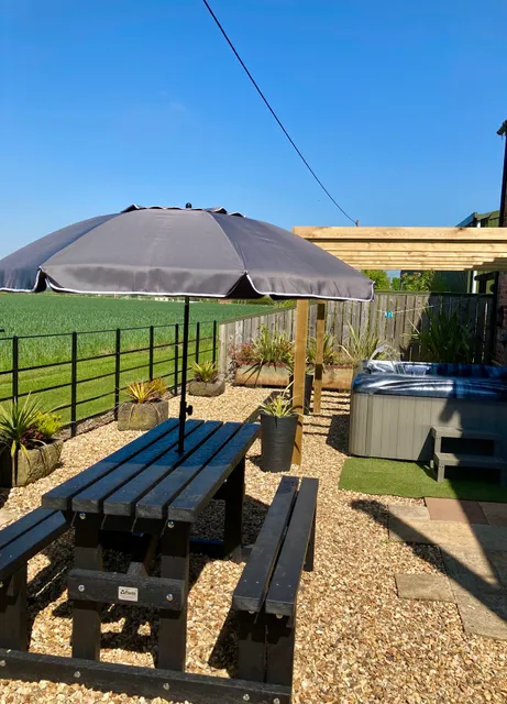 Redroofs Barn Holiday Cottage