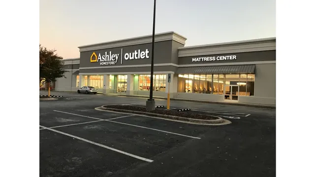 Ashley Outlet