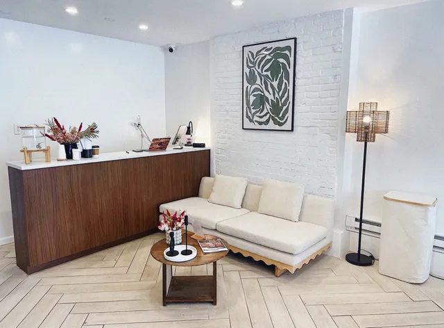 Mellow Bar - Greenwich/ West Village