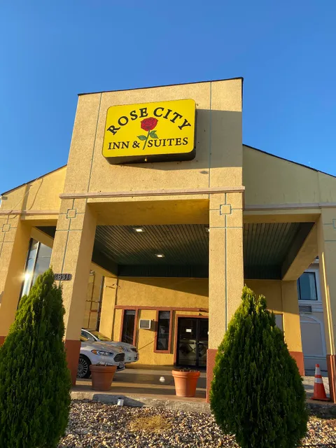 Rose city Inn & Suites