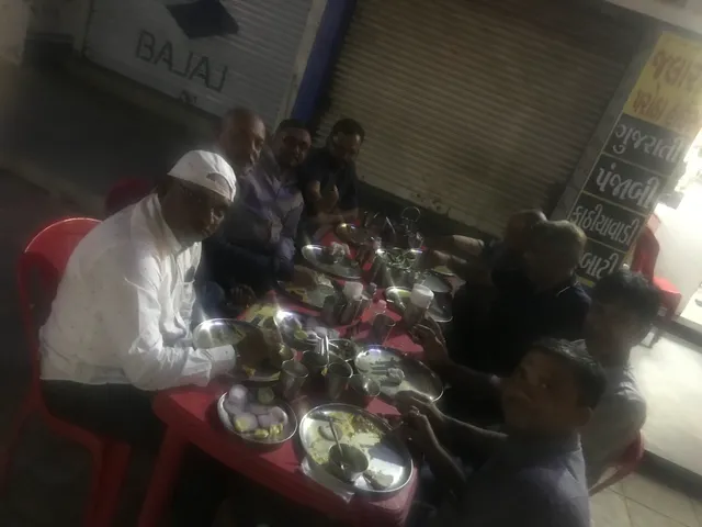 Jalaram Parotha House