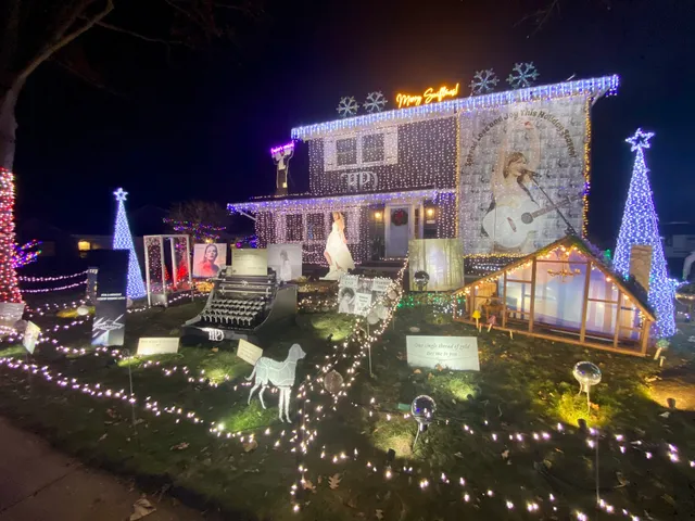 Swiftmas House