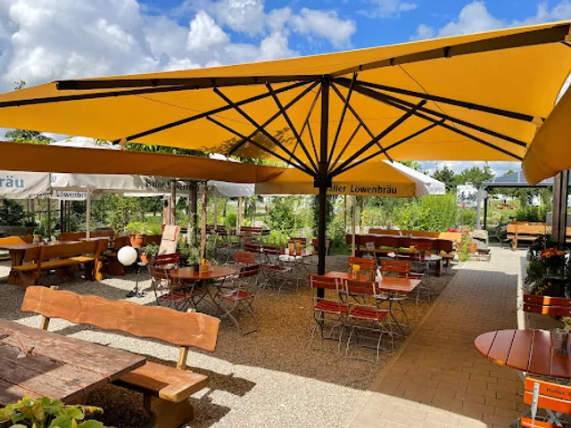 Balko's HEICamp - Wohnmobilpark mit öffentlicher Gaststätte und Biergarten