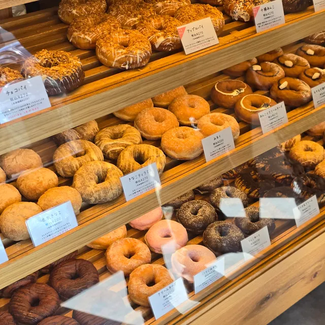 りんご町のドーナツ屋さん