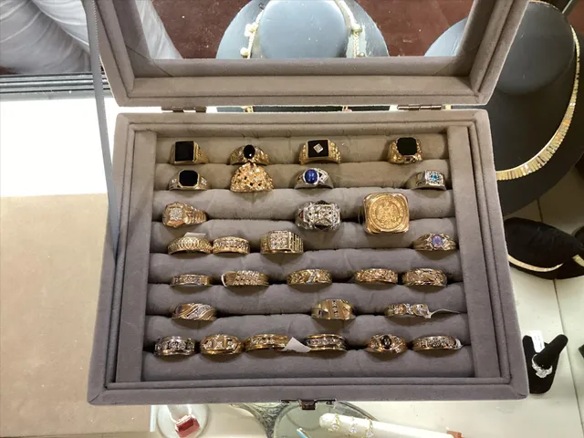 Dixon’s Fine Jewelry