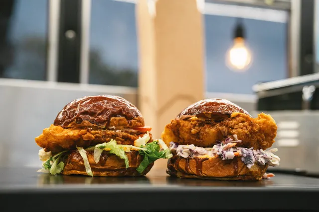 Kingu - Kebabs & Chicken Story (Ādaži)