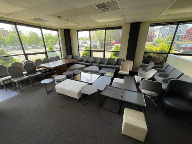 LAZZONI Furniture Warehouse