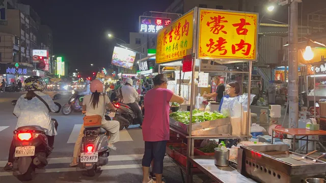 Dechang Night Market