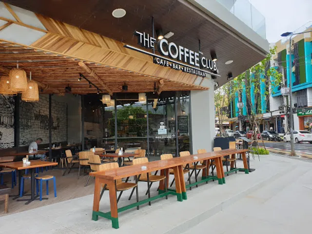 THE COFFEE CLUB - OZO Kata Phuket