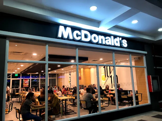 McDonald's Caloocan 8 Th Street