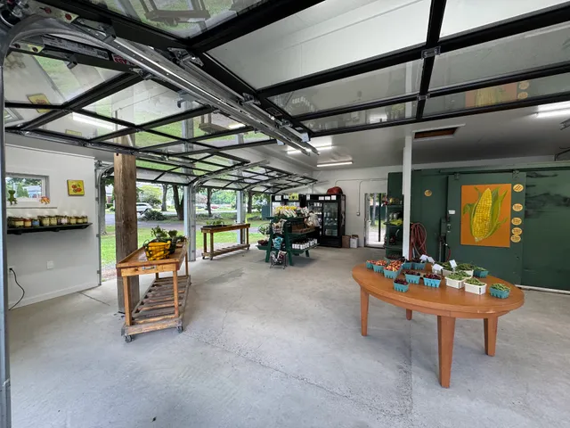 Migliorelli Farm Stand