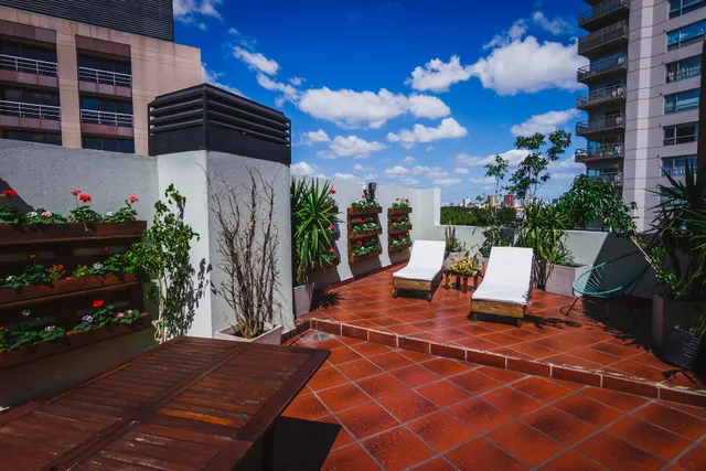 Shoshana Apart Boutique