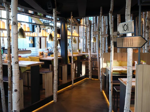 HANS IM GLÜCK - DÜSSELDORF Kö-Bogen II