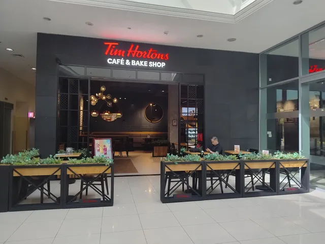 Tim Hortons Discovery Garden Drive thru