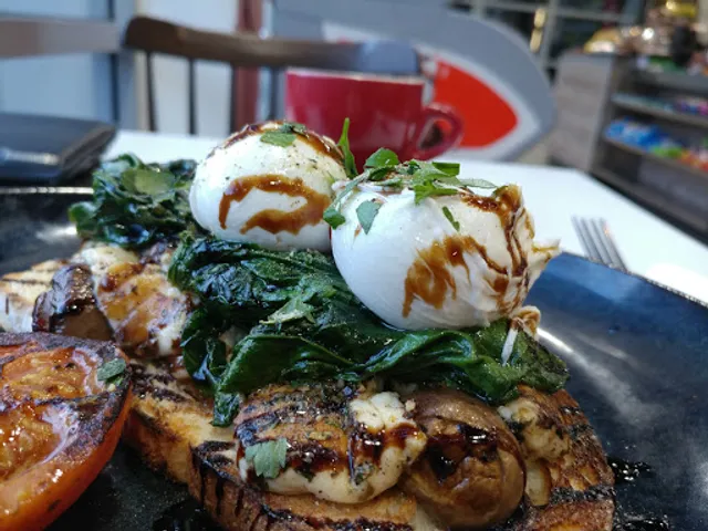 Loveat Cafe Alexandria