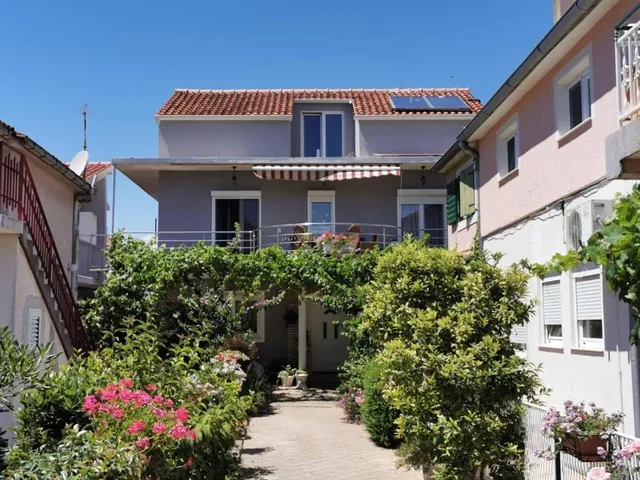 Apartments Sanda Tribunj