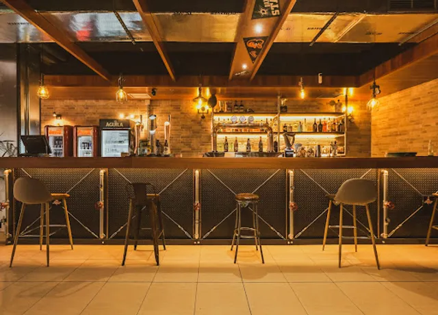 Love and Hate Pizza Sport Bar