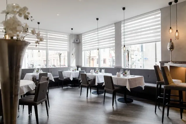 Meet & Eat by Sandro