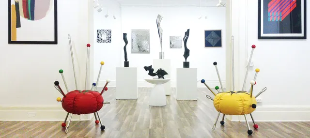 Saphira & Ventura Gallery