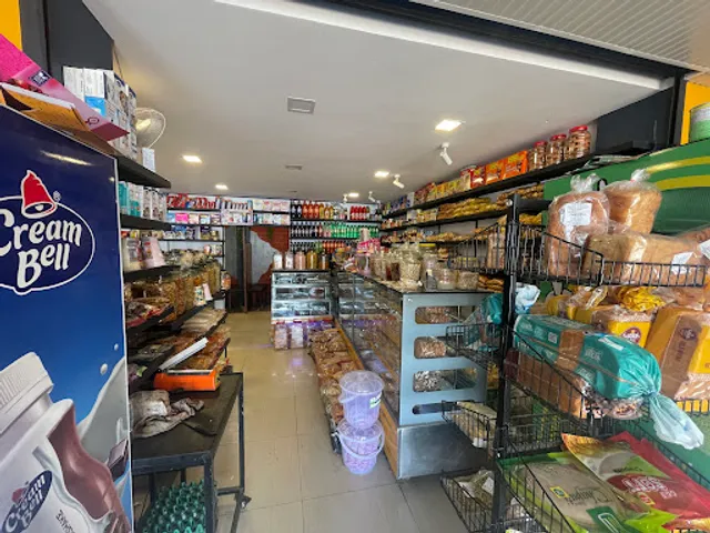 Paris Bakery (പാരീസ് ബേക്കറി)