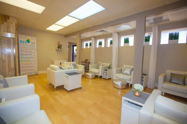 Radiantly Healthy Drip Lounge