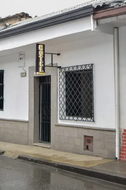 HOTEL FUENTE REAL POPAYAN