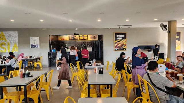 Waroeng Steak & Shake Soekarno Hatta