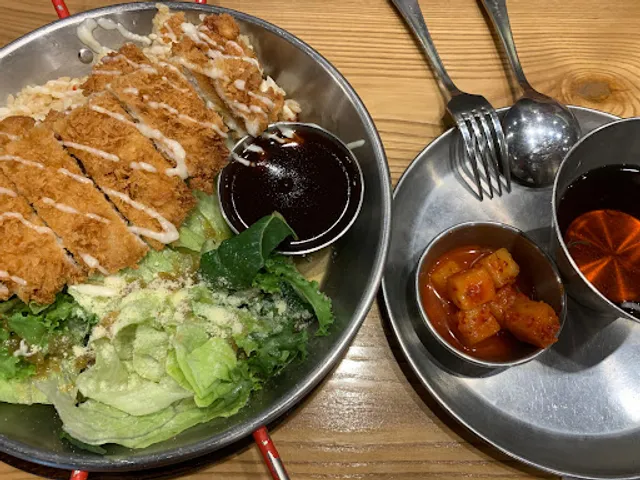 홍익돈까스 2동탄호수공원점