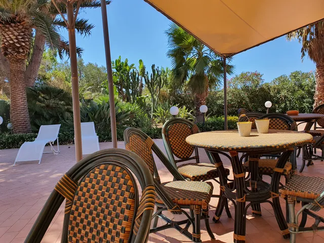 Emporium Guest House