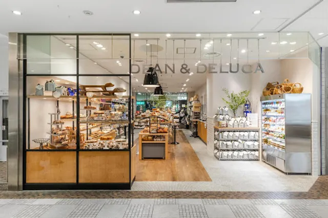 DEAN & DELUCA Shinjuku