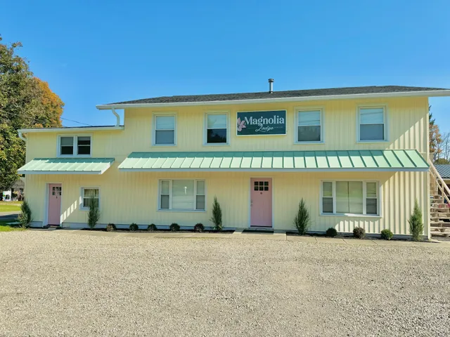 Magnolia Lodge