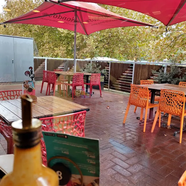 Nando's Aveley Central