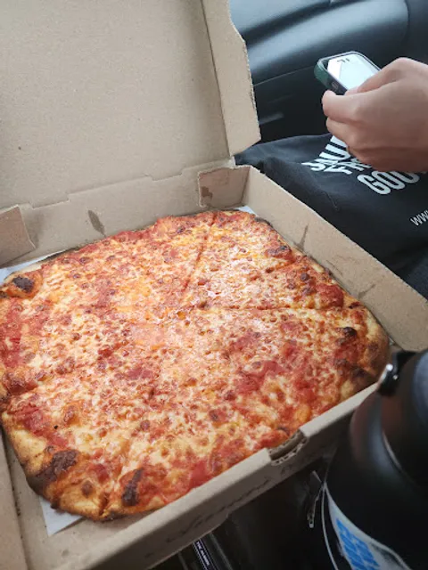 Anna's Prospect Apizza