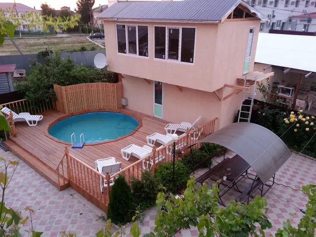 Gostevoy Dom Na Komsomol'skoy