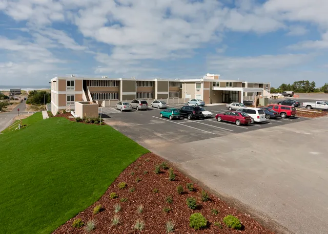 WorldMark Surfside Inn