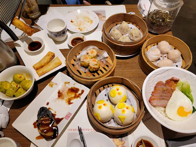 Dim Dim Sum Parnas Tower