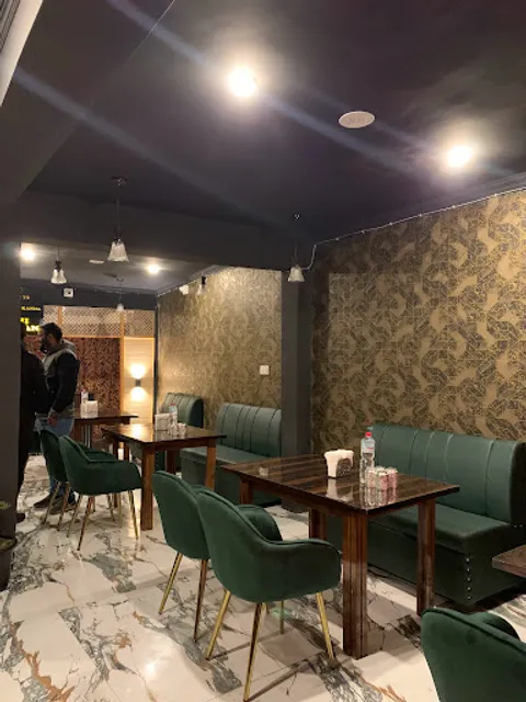 Shahi Pakwaan Restaurant