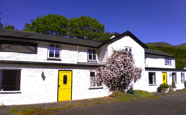 Pen-y-Bont Hotel
