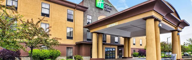 Holiday Inn Express & Suites Marysville by IHG