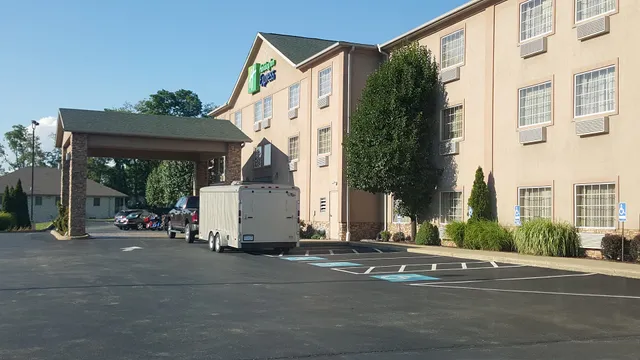 Holiday Inn Express Mt. Pleasant - Scottdale by IHG