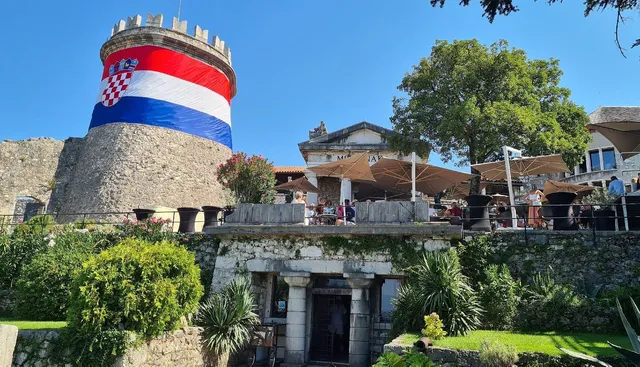 Hostel Češka Beseda